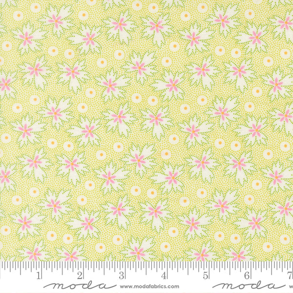 Summer's End Fabric by Fig Tree Quilts for Moda - Cream & Green Leaf Fabric