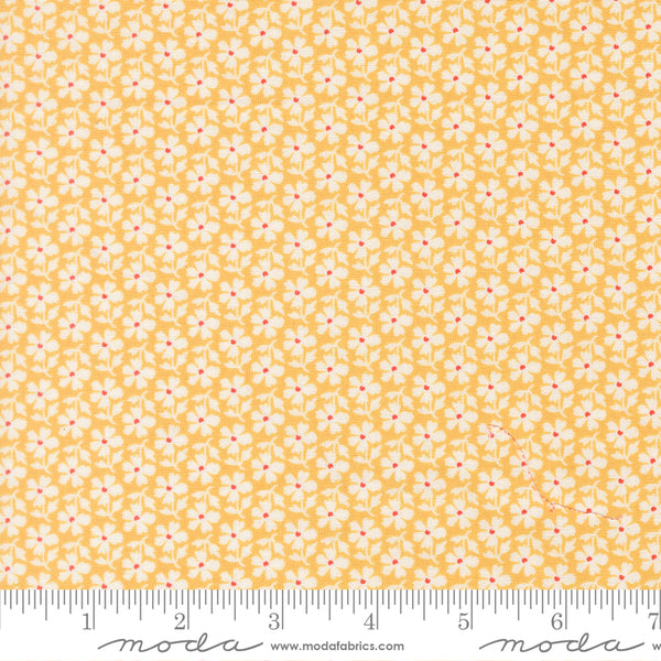 Fig Tree Summer's End Fabric Fat Quarter Bundle - 5pc Yellow Color Bundle
