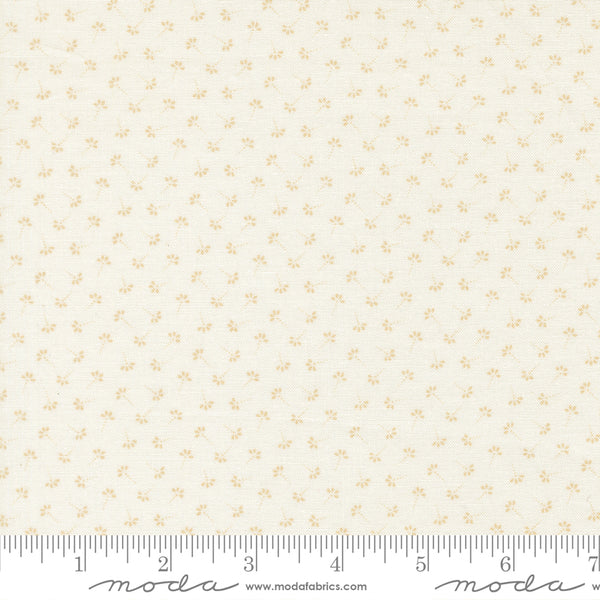 Fig Tree Summer's End Fabric Fat Quarter Bundle - 5pc Cream Color Bundle