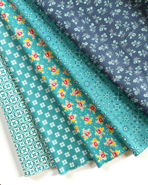 Lori Holt Farmer's Daughter Fabric Fat Quarter Bundle - 5pc Blue Color Bundle