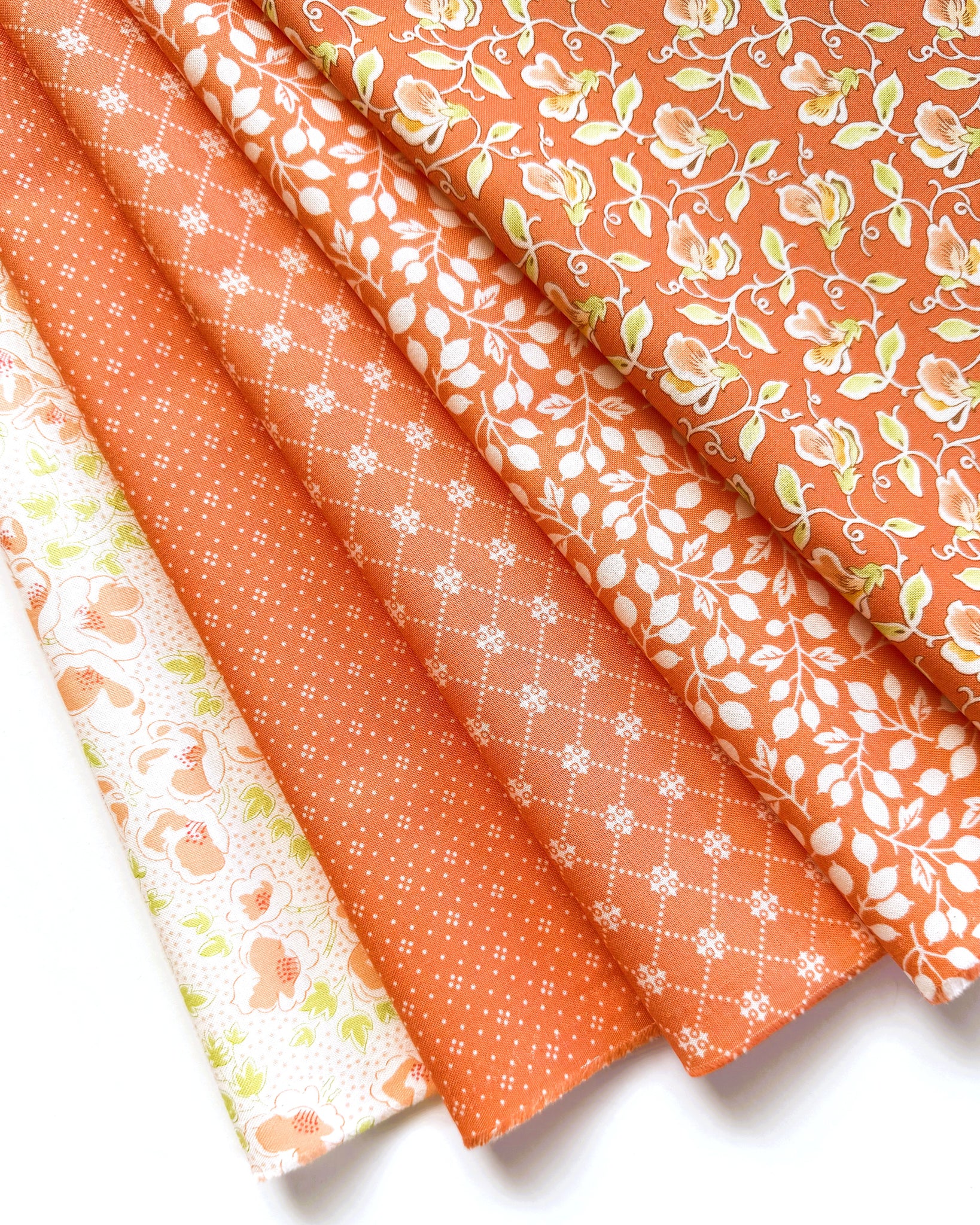 Fig Tree Portofino Fabric Fat Quarter Bundle - 5pc Coral Color Bundle