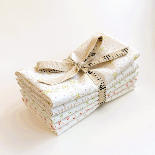 Fig Tree Summer's End Fabric Fat Quarter Bundle - 5pc Cream Color Bundle