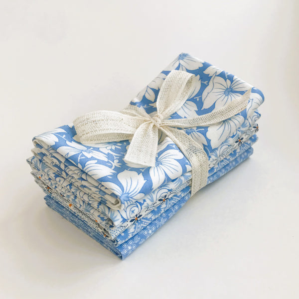 Fig Tree Denim & Daisies Fabric Fat Quarter Bundle - 5pc Blue Color Bundle