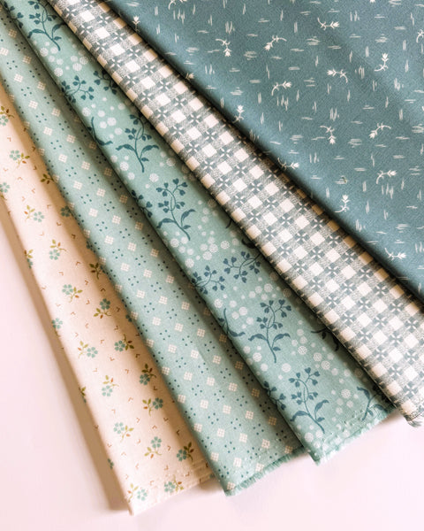 Lori Holt Baked With Love Fabric Fat Quarter Bundle - 5pc Teal Blue Color Bundle