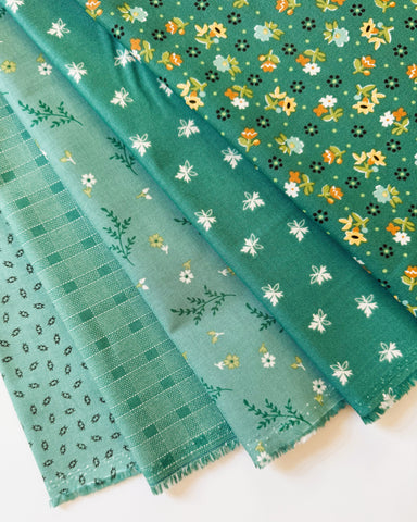 Lori Holt Gentler Times Fabric Fat Quarter Bundle - 5pc Teal Color Bundle