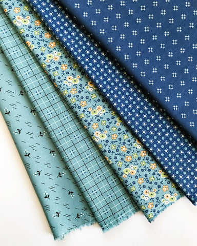 Lori Holt Autumn Fabric Fat Quarter Bundle - 5pc Blue Color Bundle