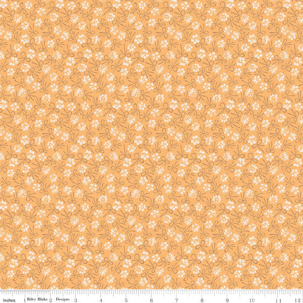 Lori Holt Farmer's Daughter Fabric Fat Quarter Bundle - 5pc Yellow/Orange Color Bundle