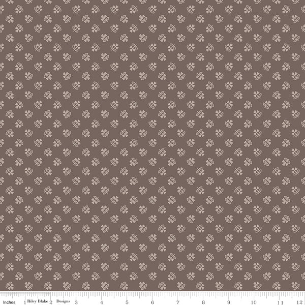 Lori Holt Farmer's Daughter Fabric Fat Quarter Bundle - 5pc Gray Color Bundle